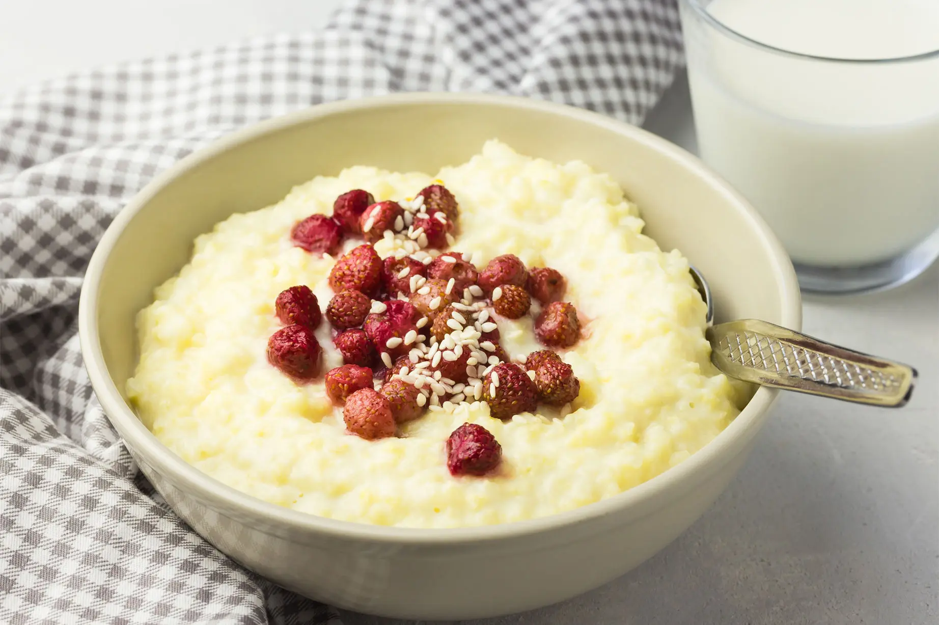 Creamy Millet Porridge With Roasted Strawberry